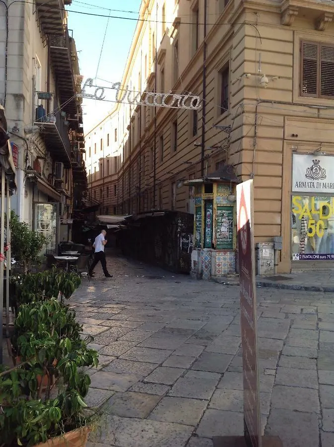 Appartement Vucciria 57 Locazione Turistica Nel Cuore Pulsante Della Movida! à Palerme Italie